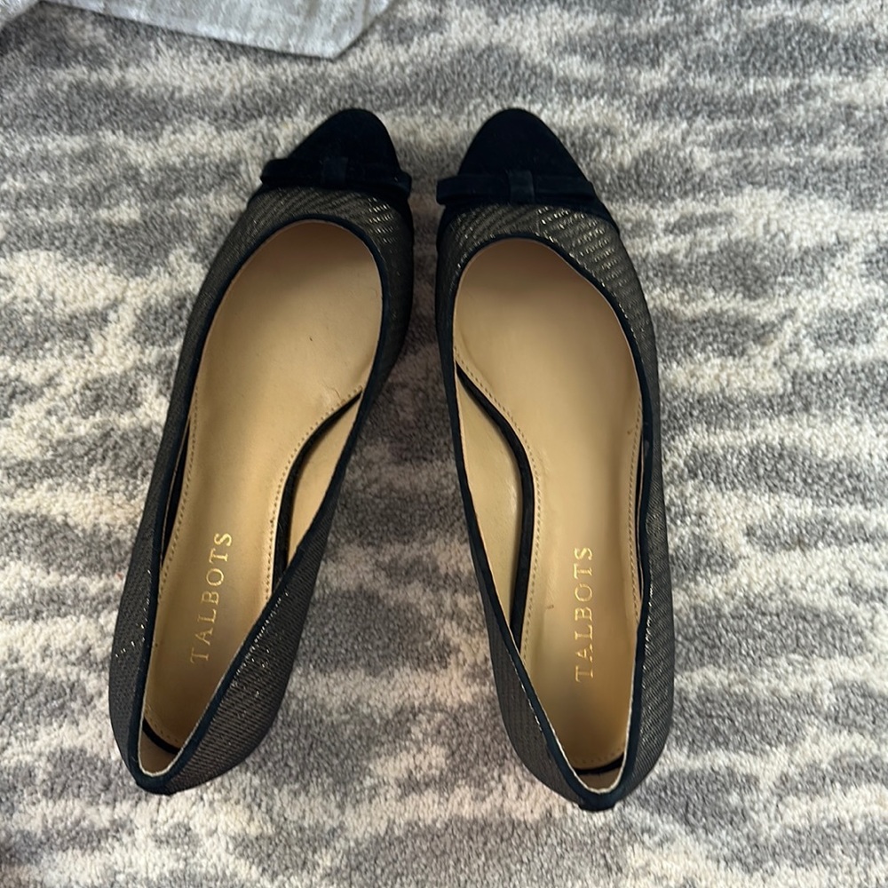 Talbot velvet flats (NEW)